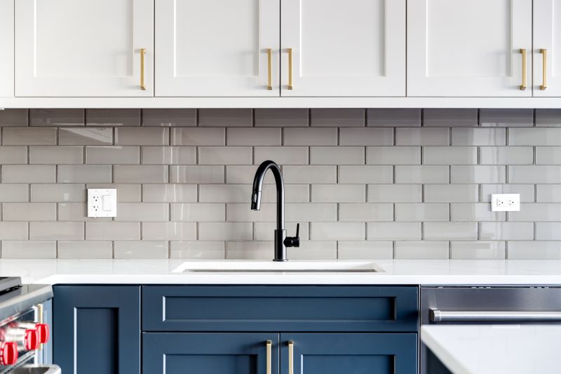 Elegant Kitchen Tile